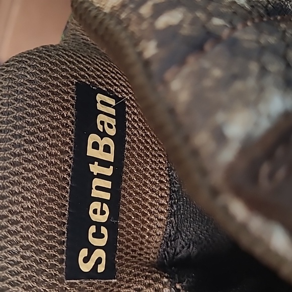 New in box! Irish Setter Red Wing VaprTrek camo leather 8\